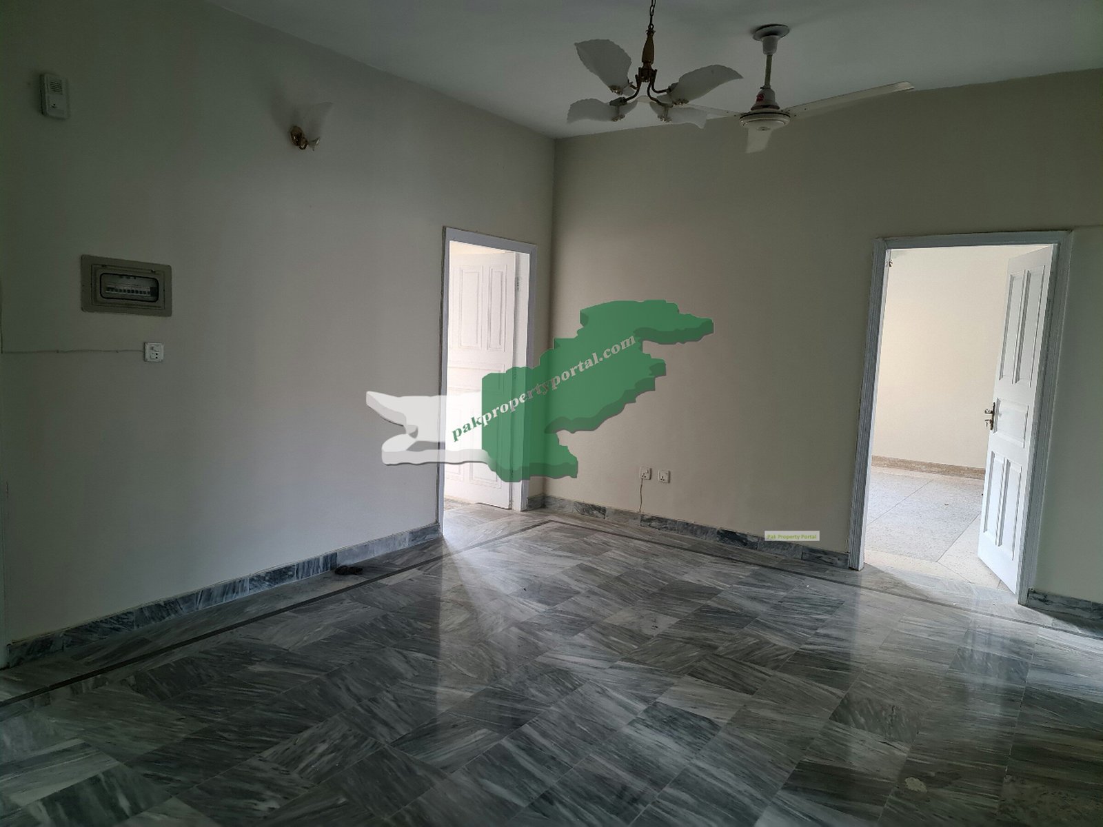 Upper portion of 40/80 house in G-10/1