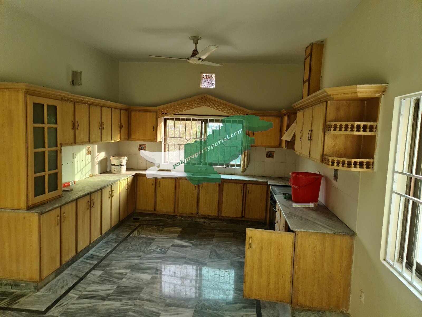 Upper portion of 40/80 house in G-10/1