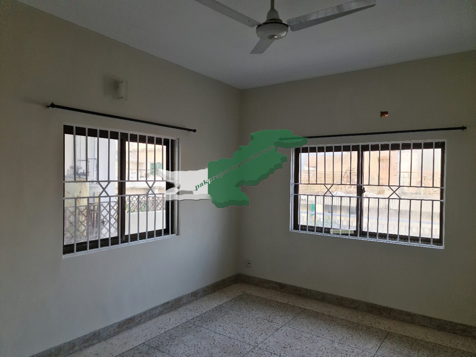Upper portion of 40/80 house in G-10/1