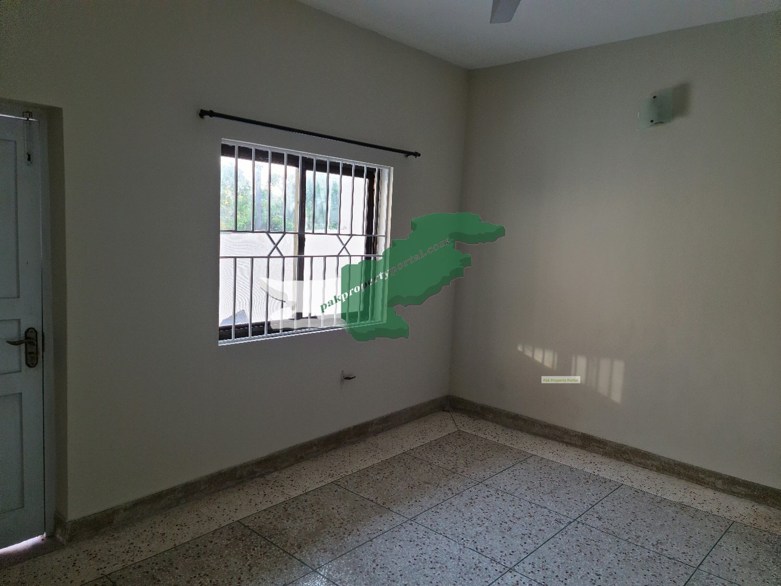 Upper portion of 40/80 house in G-10/1