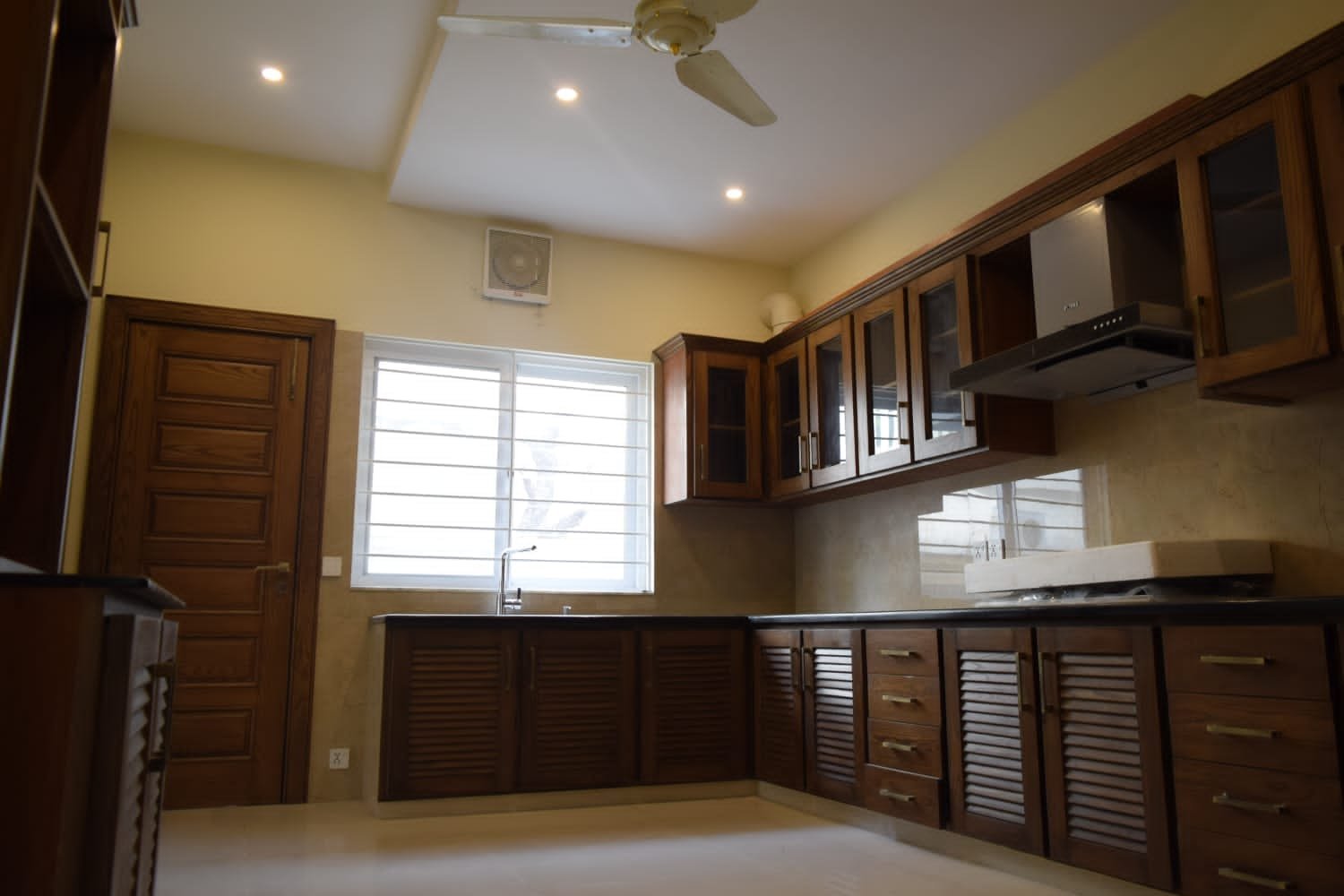 22 Marla House for rent in Sector F-8 Islamabad
