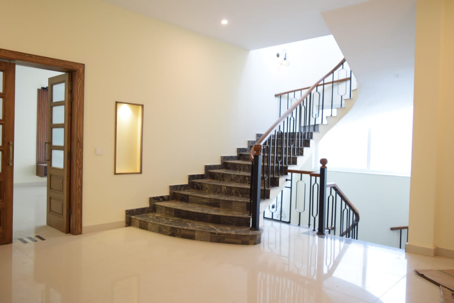 22 Marla House for rent in Sector F-8 Islamabad