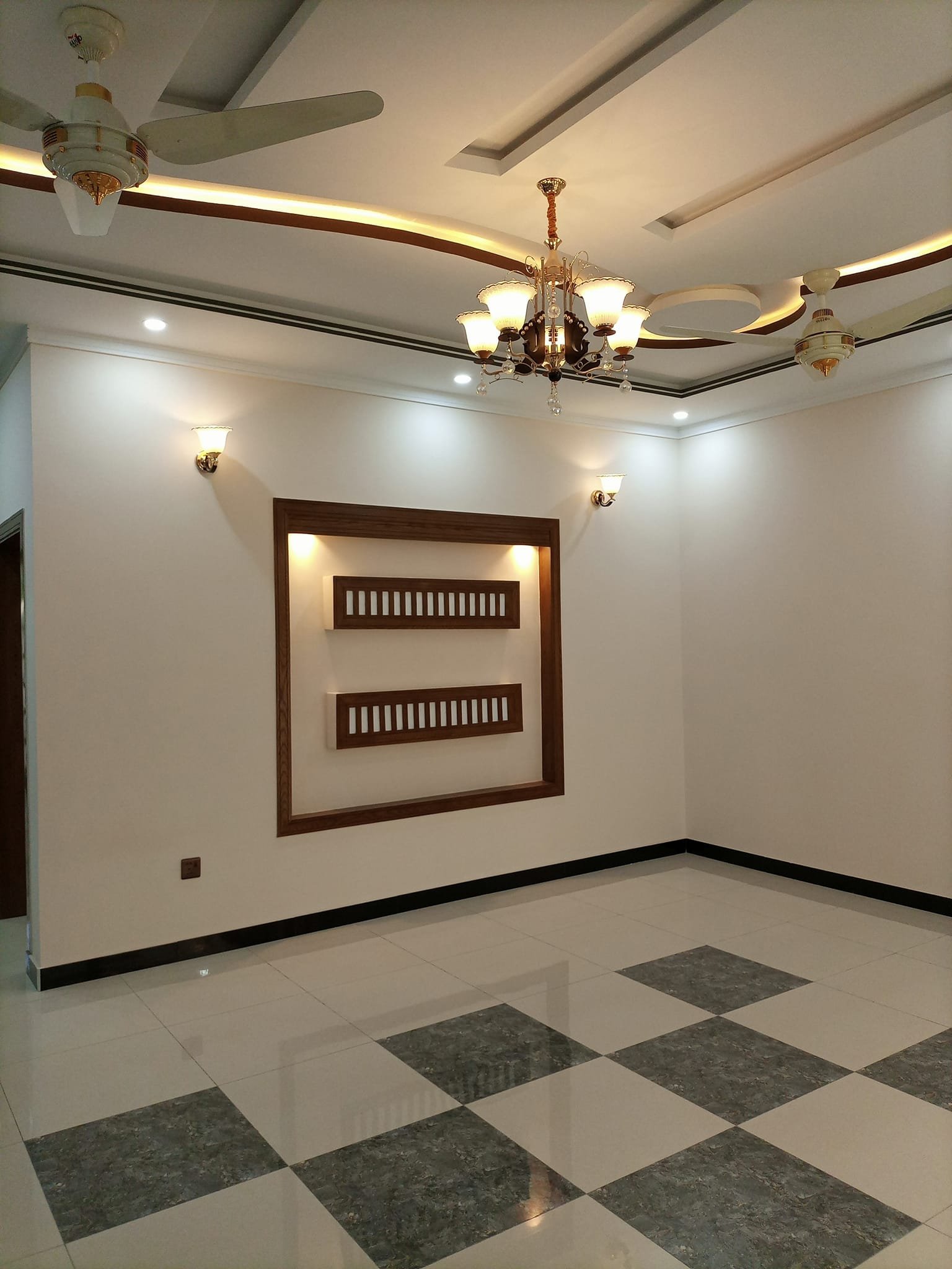 10 Marla Brand new House in soan garden Islamabad