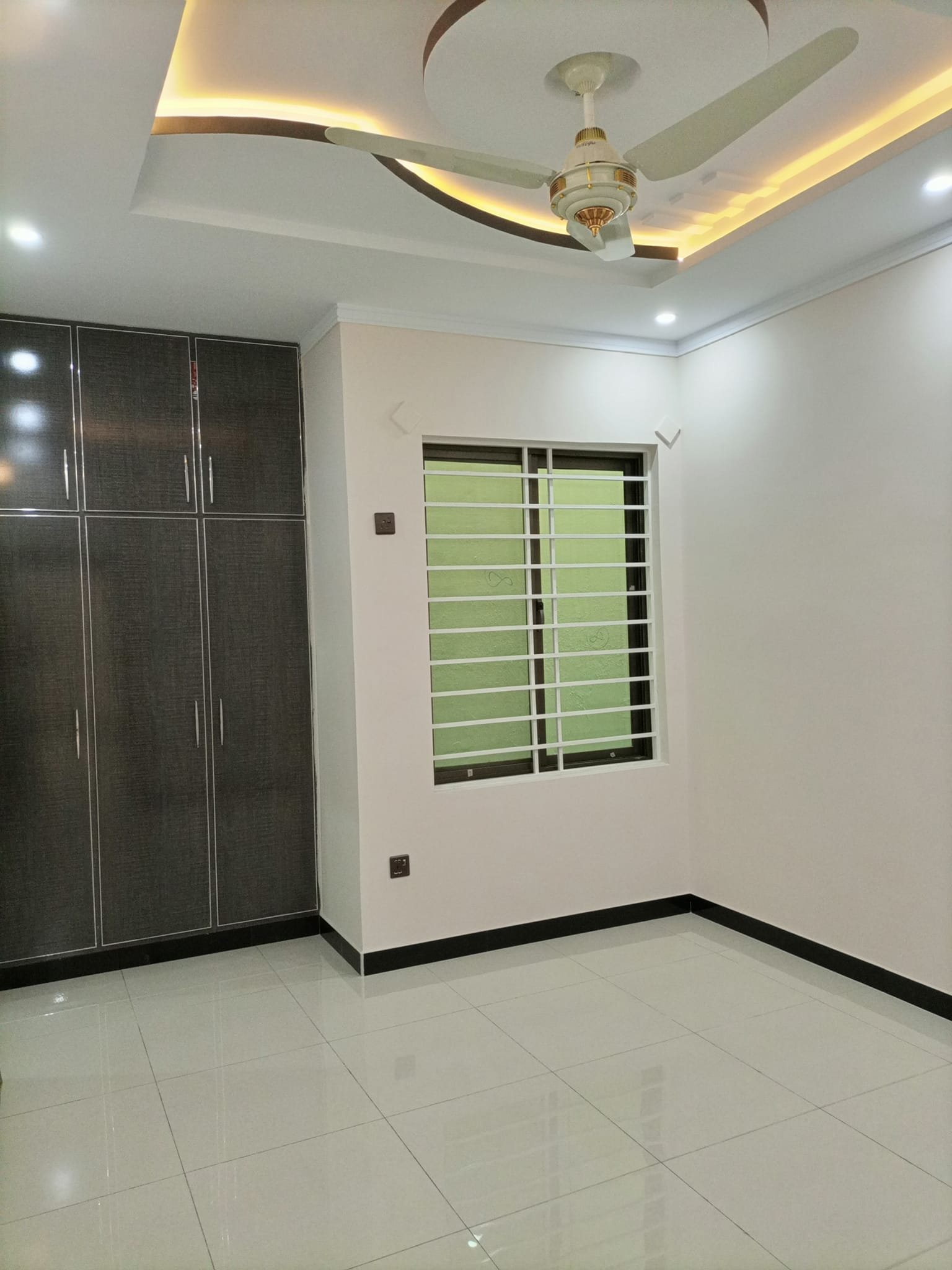 10 Marla Brand new House in soan garden Islamabad