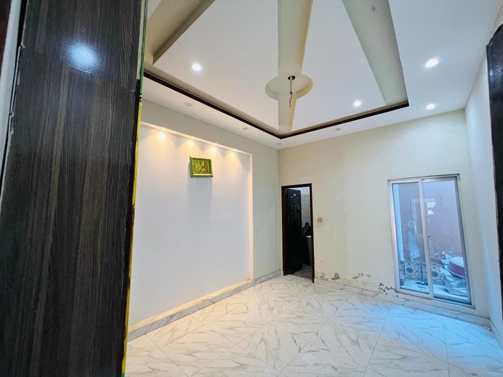 5 Marla single story house for sale in Hamza Town Phase 2 Lahore