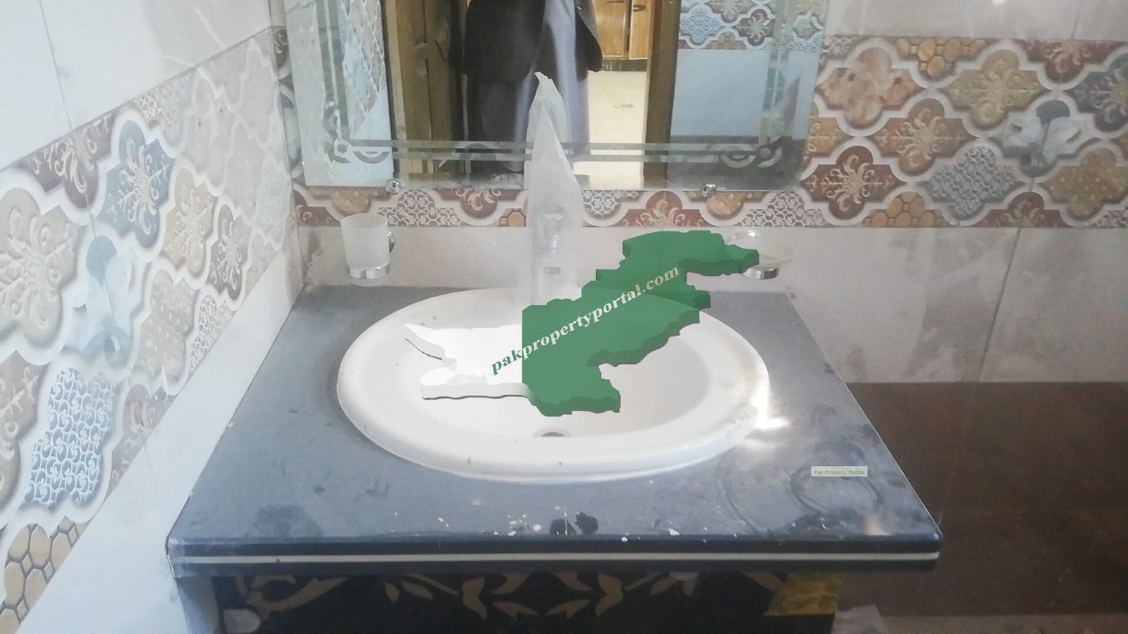 10 Marla very beautiful house for sale in Punjab Housing Society Phase 2