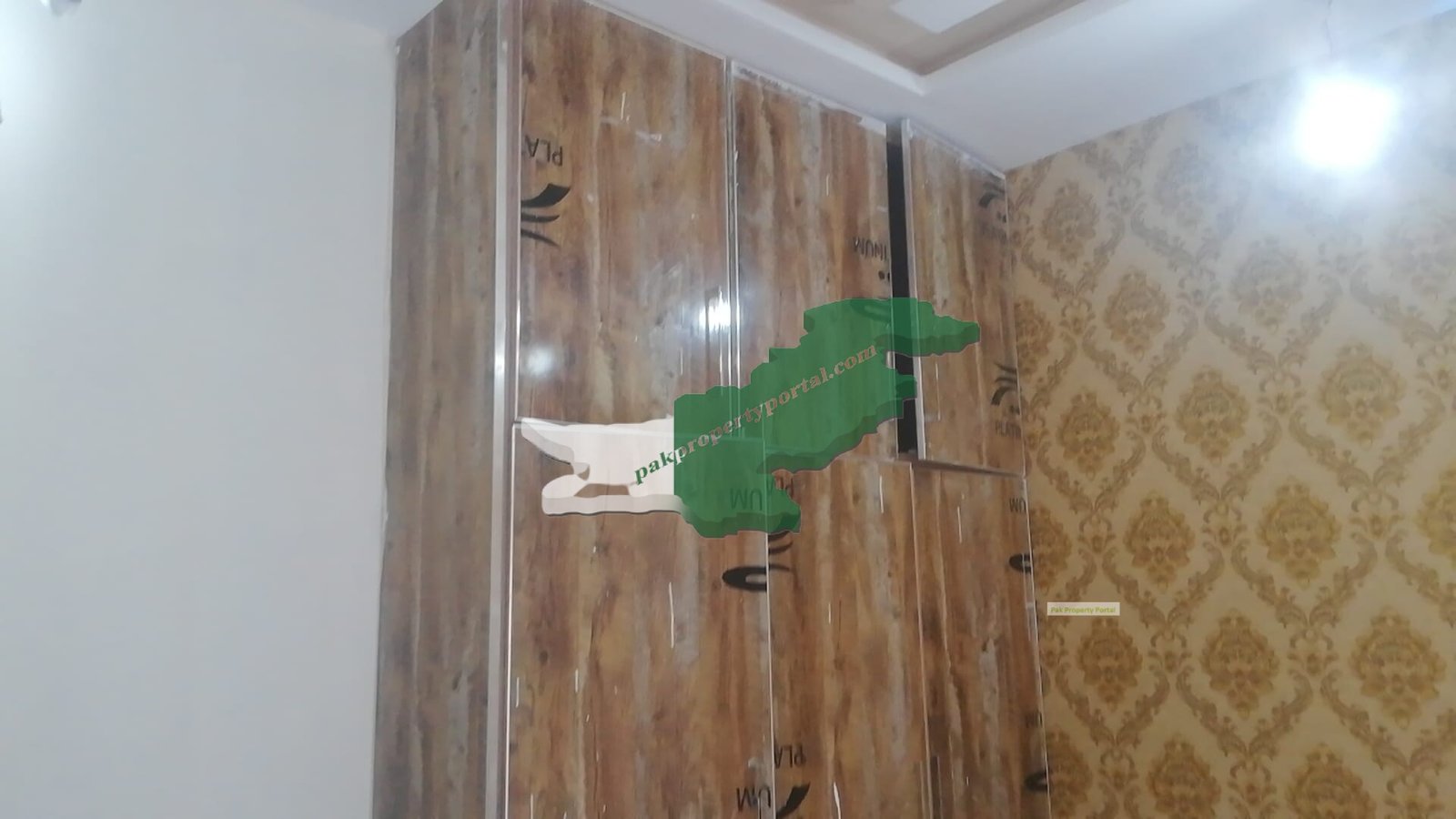 10 Marla very beautiful house for sale in Punjab Housing Society Phase 2