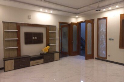 16 Marla House For Rent Tariq Garden Lahore