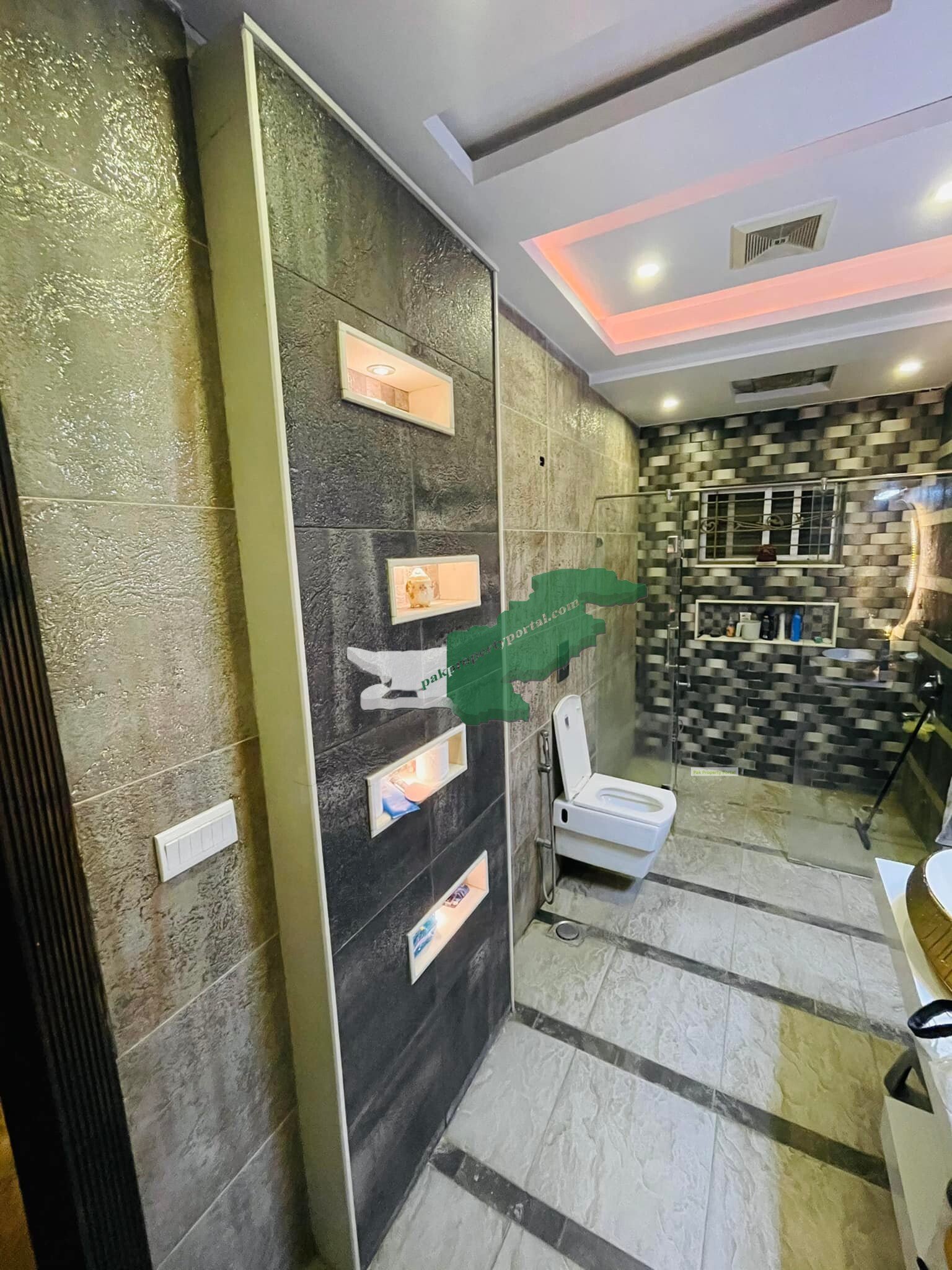 MOST BEAUTIFUL 1 KANAL HOUSE FOR SALE  PH 2 T BLOCK NEAR LALKIK JAAN CHOCK Lahore