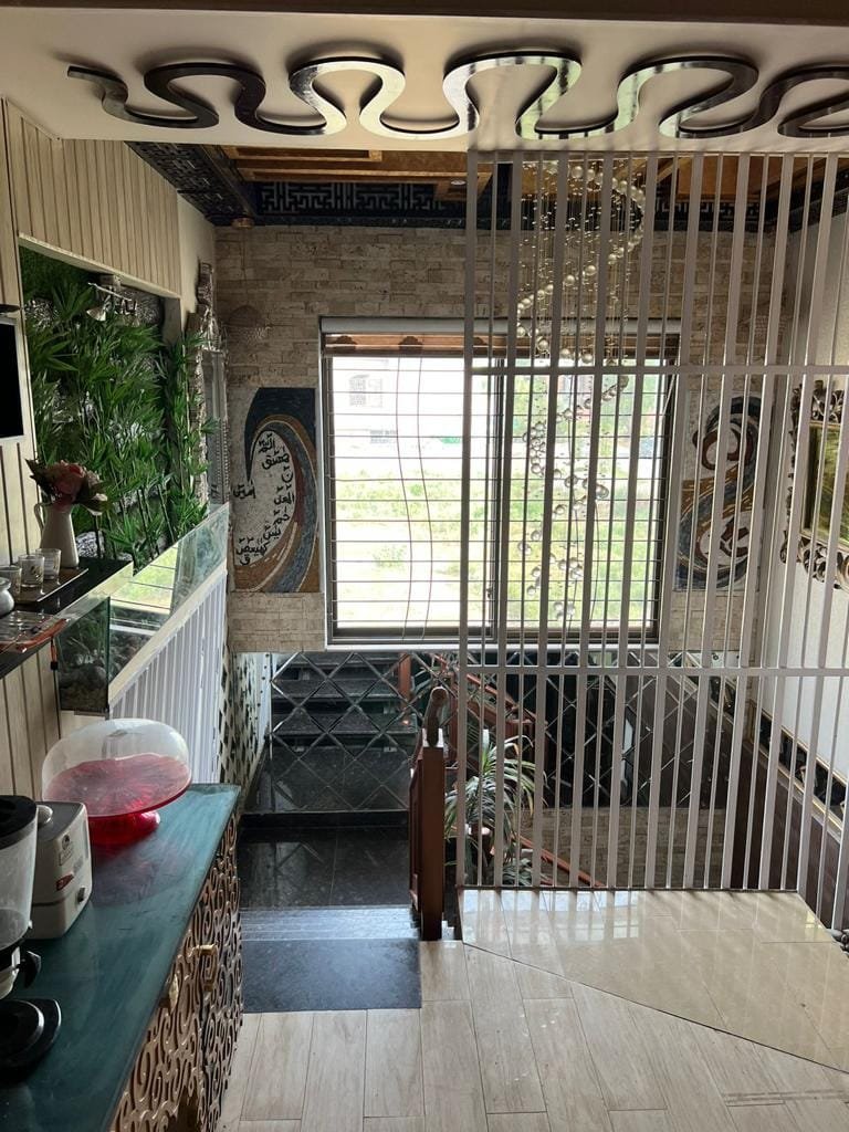 1 Kanal Modern design slightly use the house for sale in C Block Phase 6  DHA LAHORE