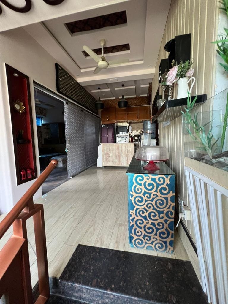 1 Kanal Modern design slightly use the house for sale in C Block Phase 6  DHA LAHORE