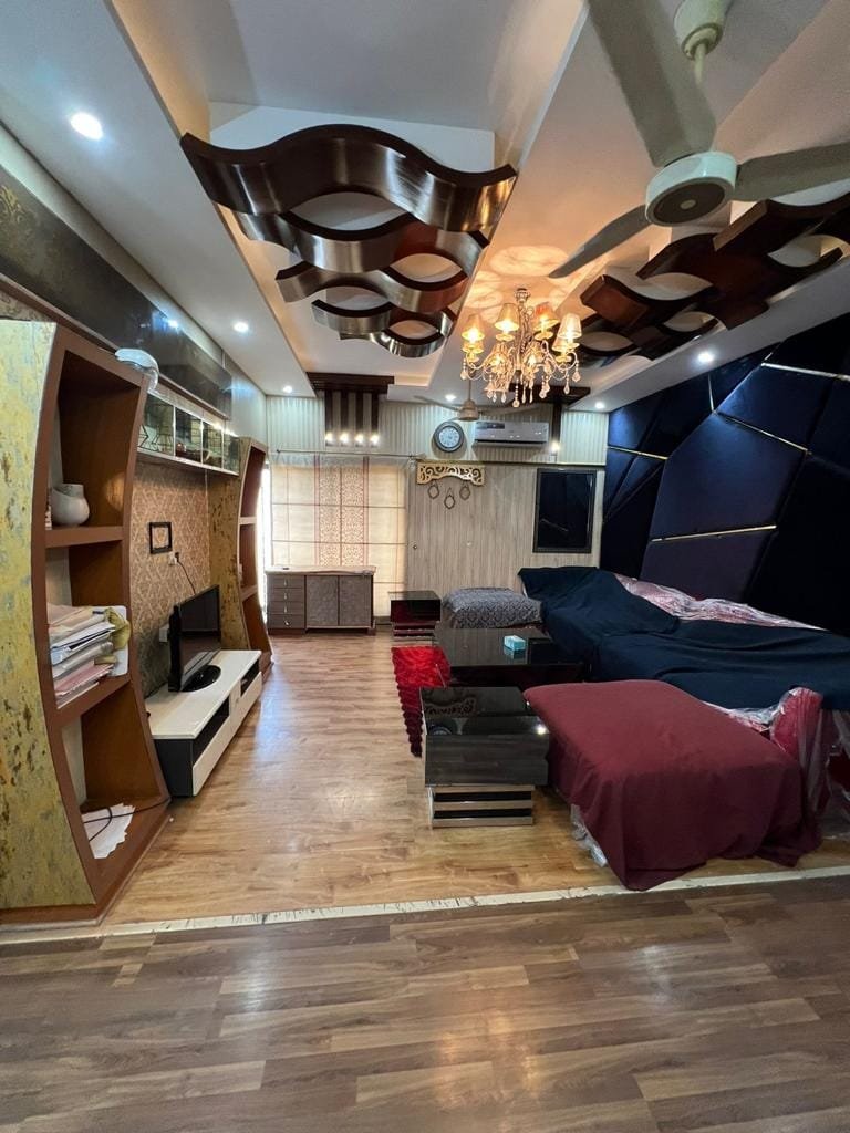 1 Kanal Modern design slightly use the house for sale in C Block Phase 6  DHA LAHORE