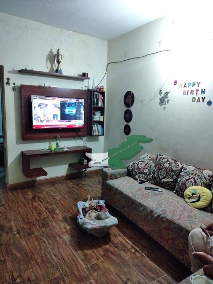 5 MArLa HausE for sale in Newo Eqbal Park s.t Nbr 2 waltan Rod Lahore