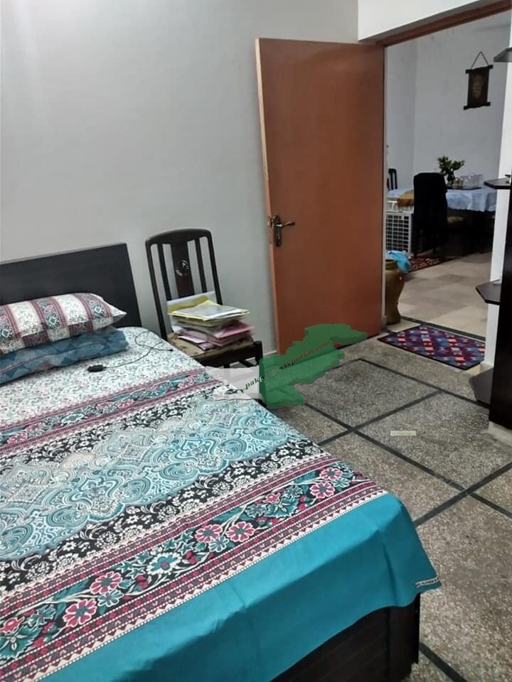 5 MArLa HausE for sale in Newo Eqbal Park s.t Nbr 2 waltan Rod Lahore