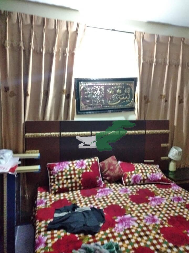 5 MArLa HausE for sale in Newo Eqbal Park s.t Nbr 2 waltan Rod Lahore