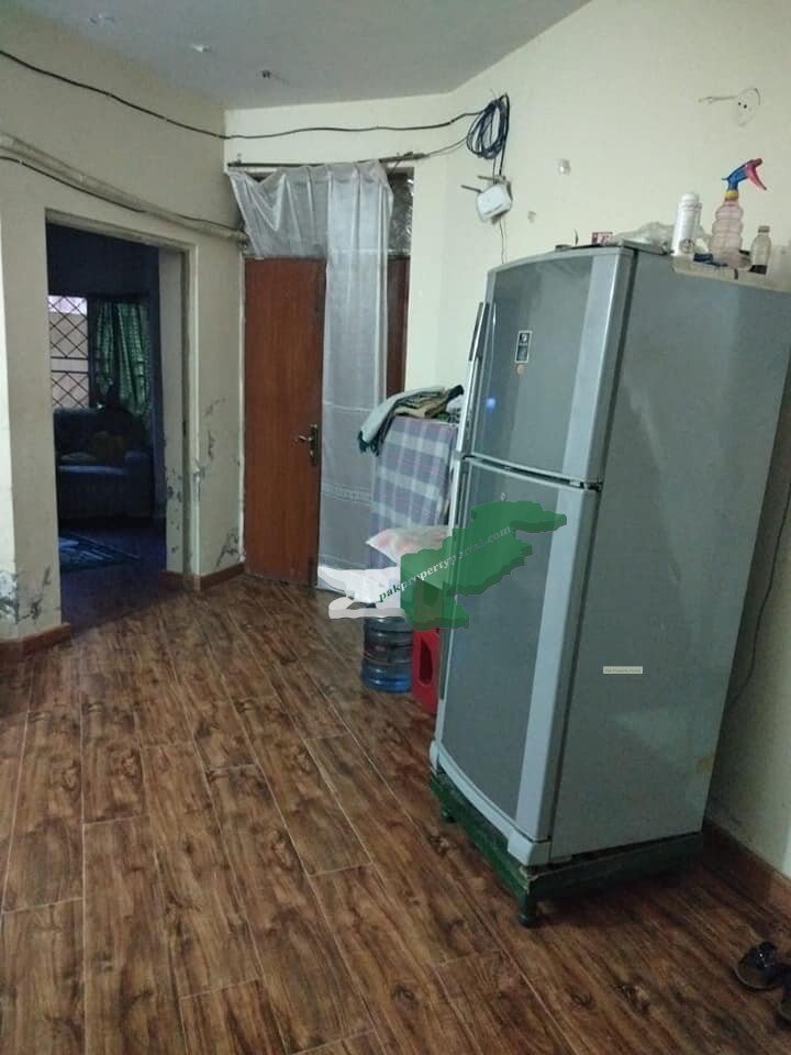 5 MArLa HausE for sale in Newo Eqbal Park s.t Nbr 2 waltan Rod Lahore