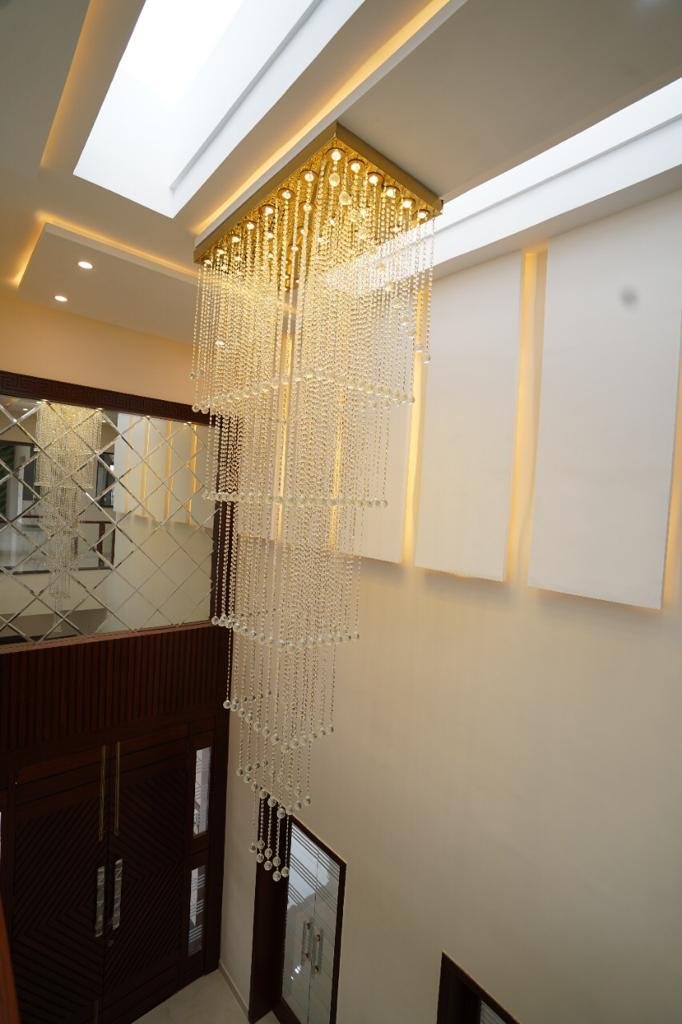 01 Kanal Stunning Bunglow Available for Sale In DHA Lahore