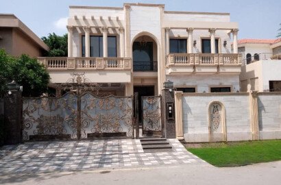 01 Kanal House Available for Sale In DHA Phase 8 Ex Park View Lahore
