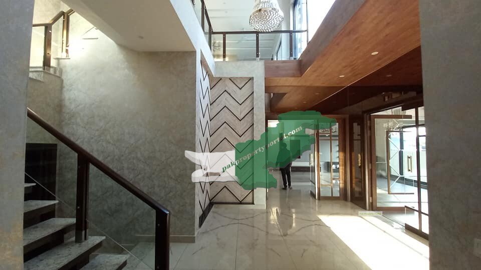 house for sale in DHA PHASE 6 Lahore