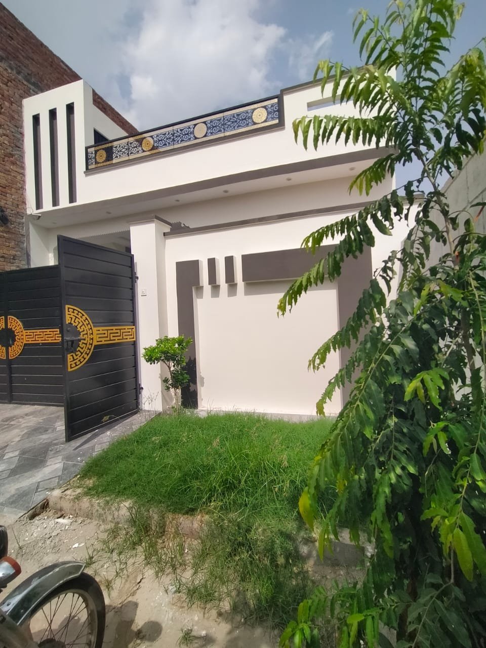 5 Marla single-story house for sale located at Bukhari Colony Multan