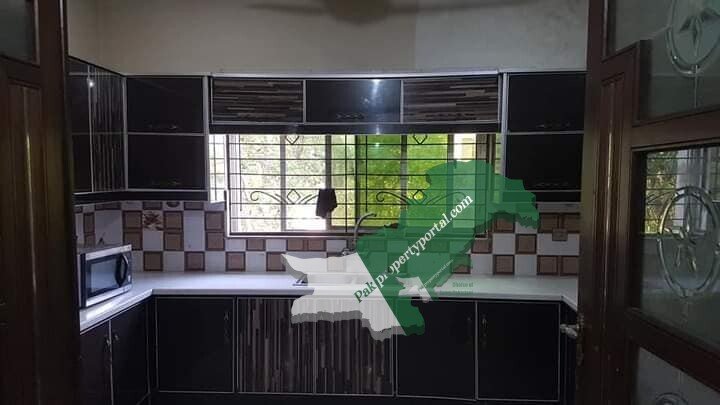 14 Marla Semi Furnished upper portion for Rent  Bahria town Lahore