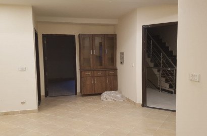 2 Bed room Apartment available for Rent in Sectar D Bahria town Lahore