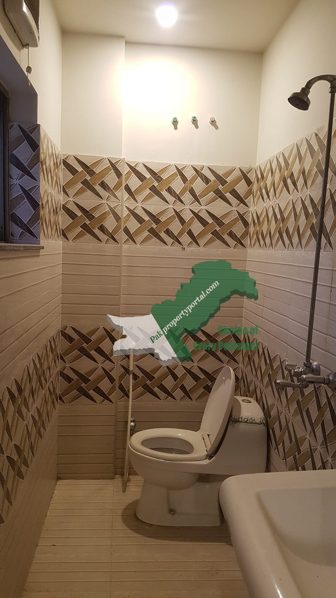 2 Bed room Apartment available for Rent in Sectar D Bahria town Lahore