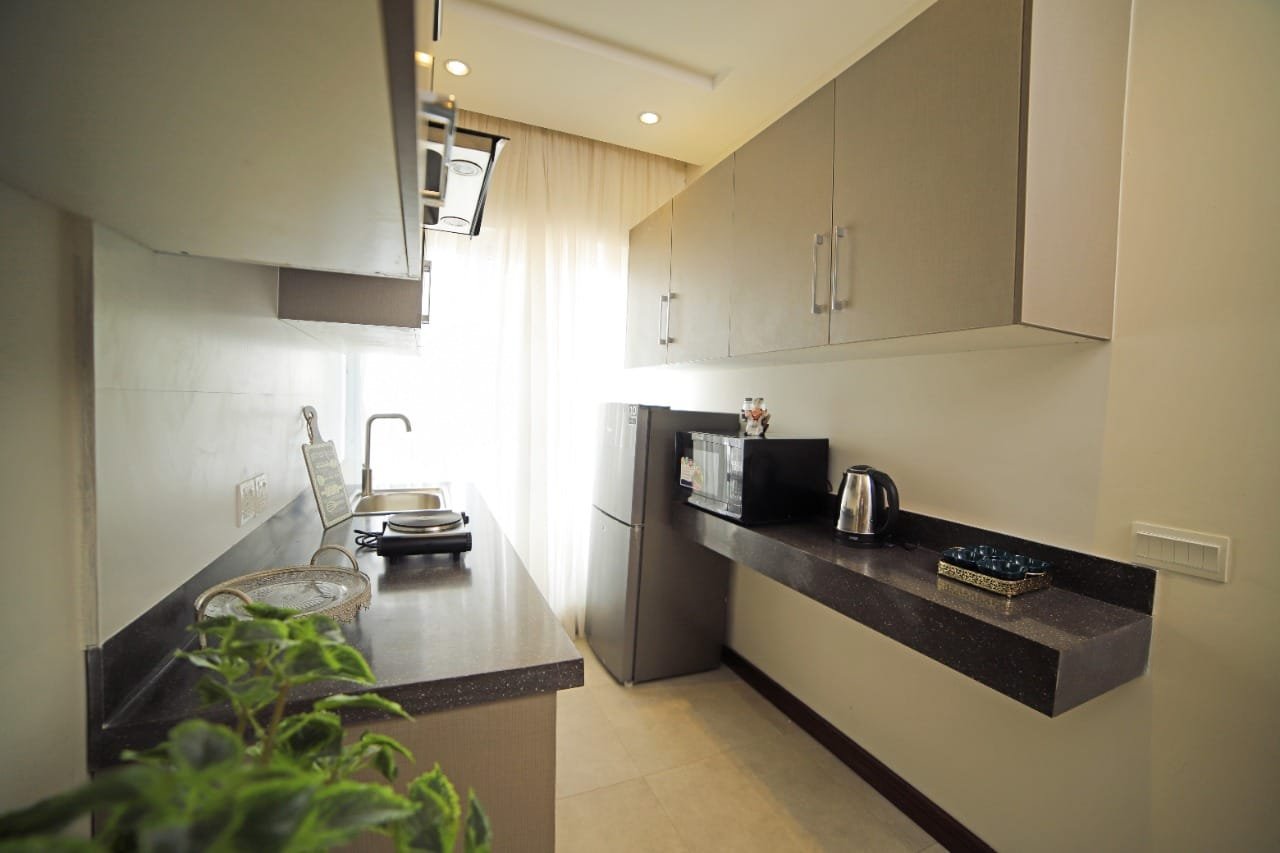 Fully Furnished 1 Bed Appartment Available For Rent in sector E Bahria Town Lahore