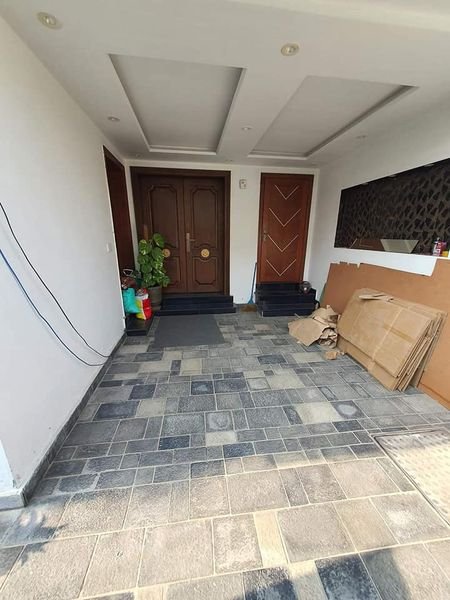 5 Marla Full House Available For Rent in Sector D Bahria Town Lahore