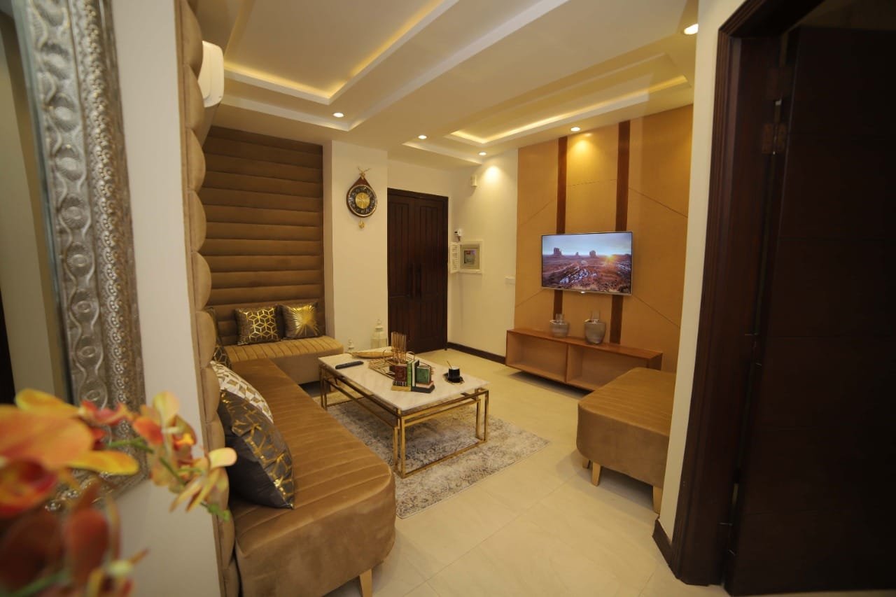Fully Furnished 1 Bed Appartment Available For Rent in sector E Bahria Town Lahore
