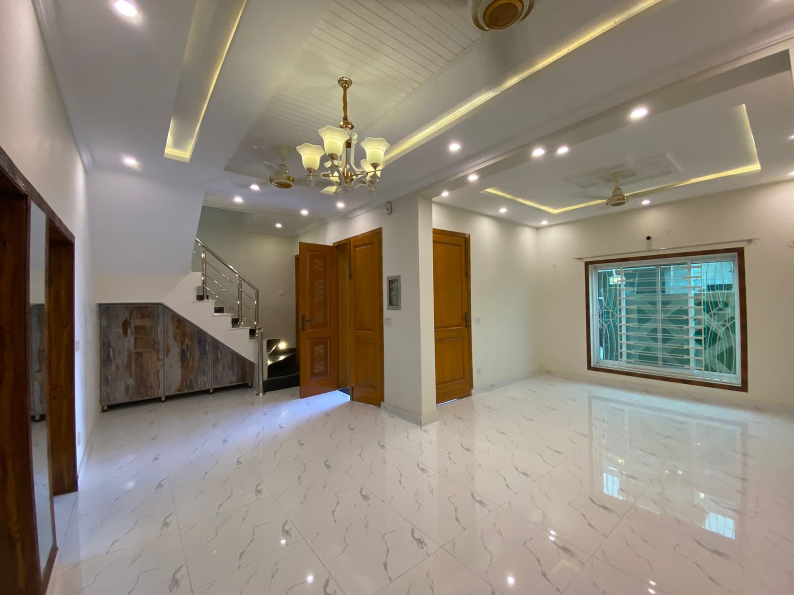5 Marla Brand New House For Rent In Sector-D BB block Bahria town Lahore