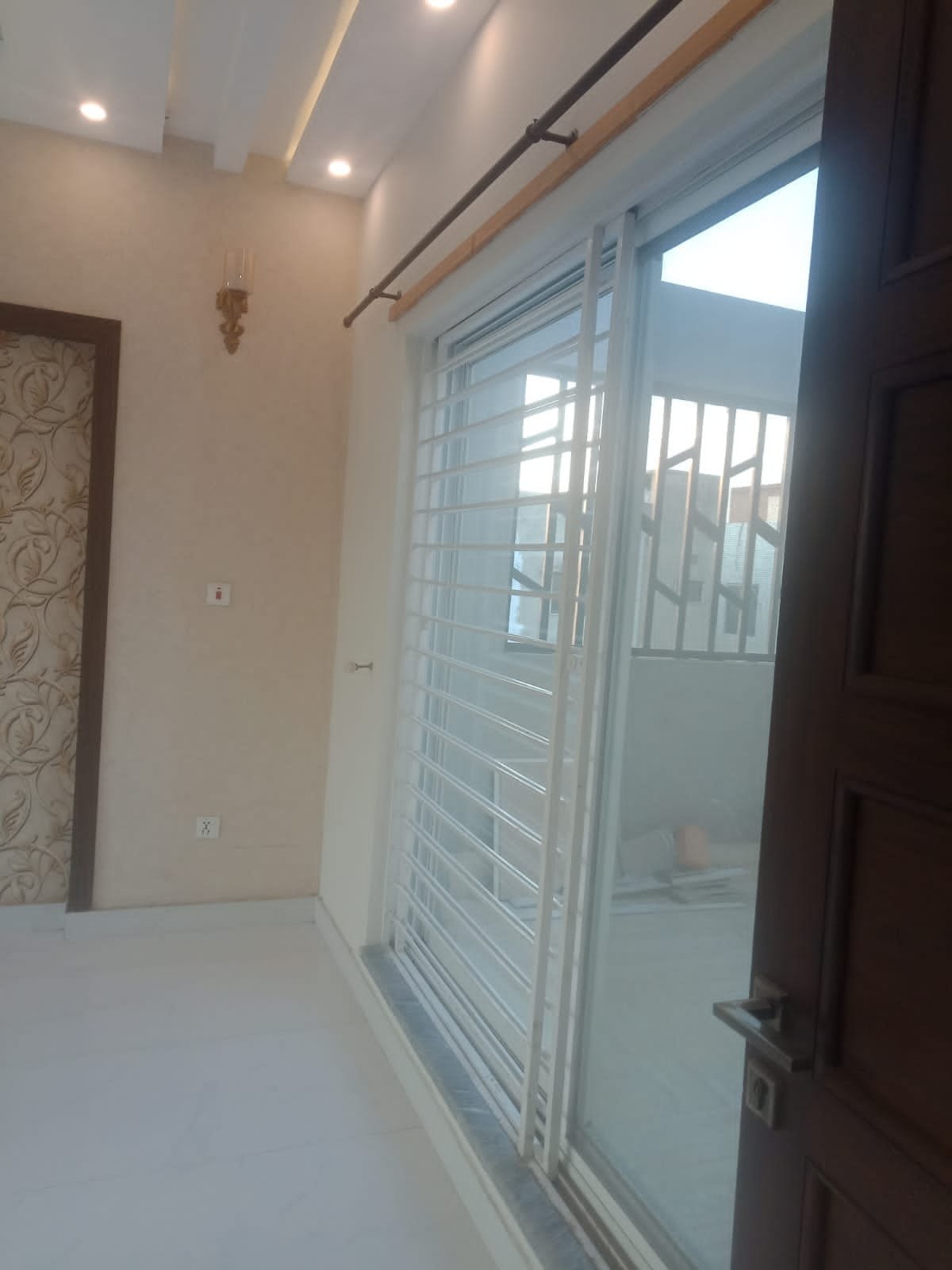 1 Kanal Beautiful Upper Portion For RENT in Jasmine Block Bahria Town Lahore