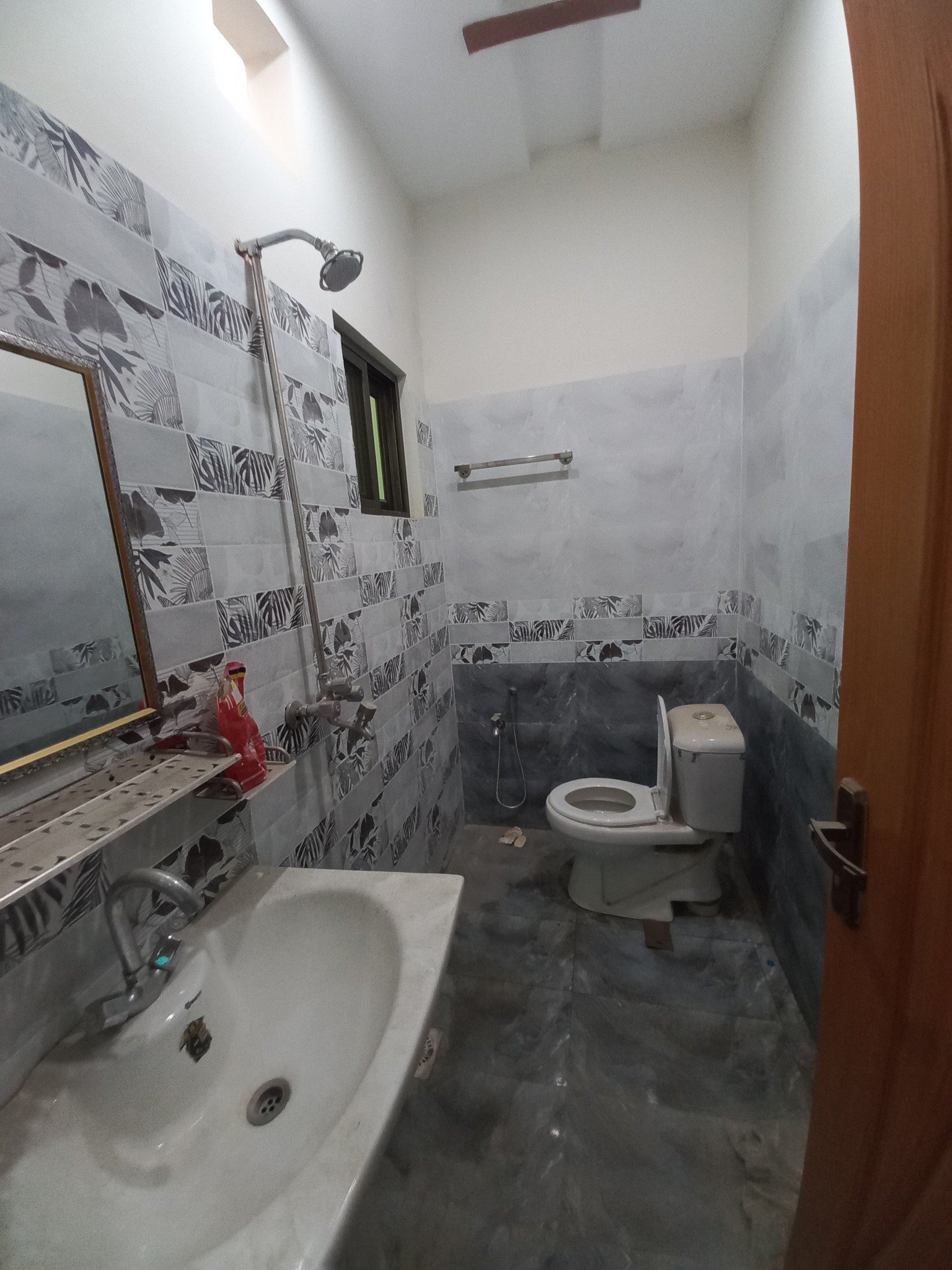 3 Marla brand new House for rent in medical housing scheme Lahore