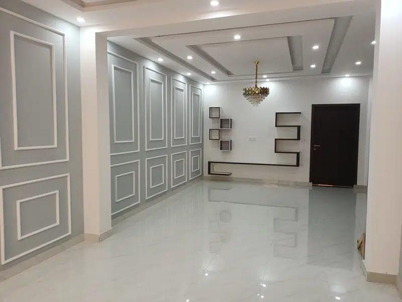 10 Marla Brand new house for sale at park view city Lahore
