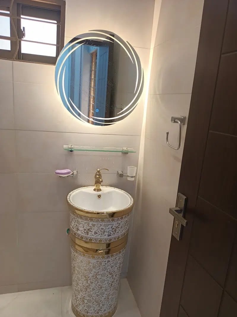 10 Marla Brand new house for sale at park view city Lahore