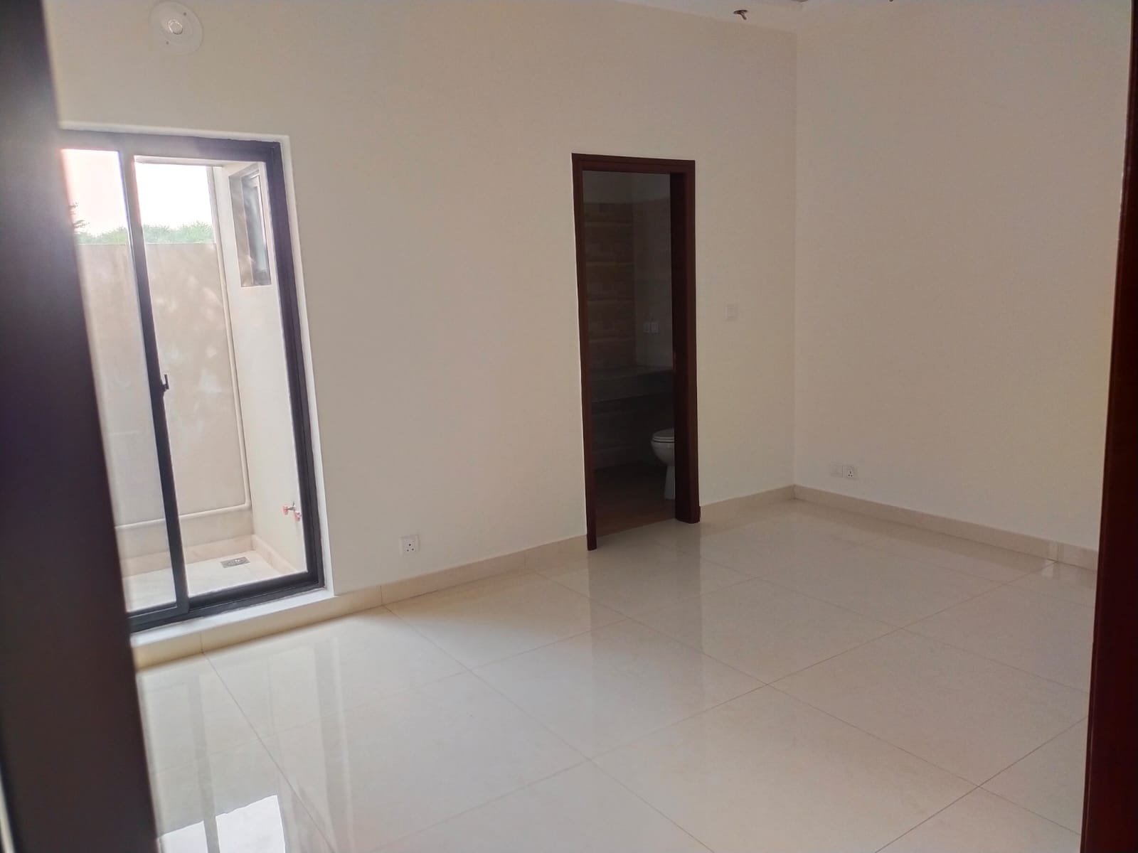 5 Marla Luxury House for Sale in Dream Garden Defence Road Lahore