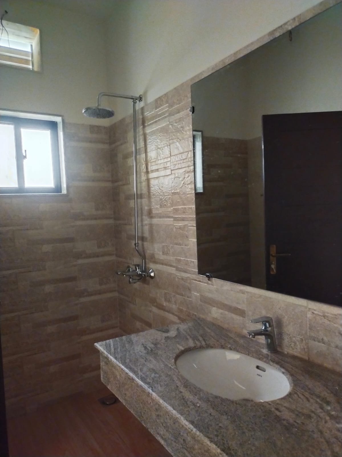 5 Marla Luxury House for Sale in Dream Garden Defence Road Lahore