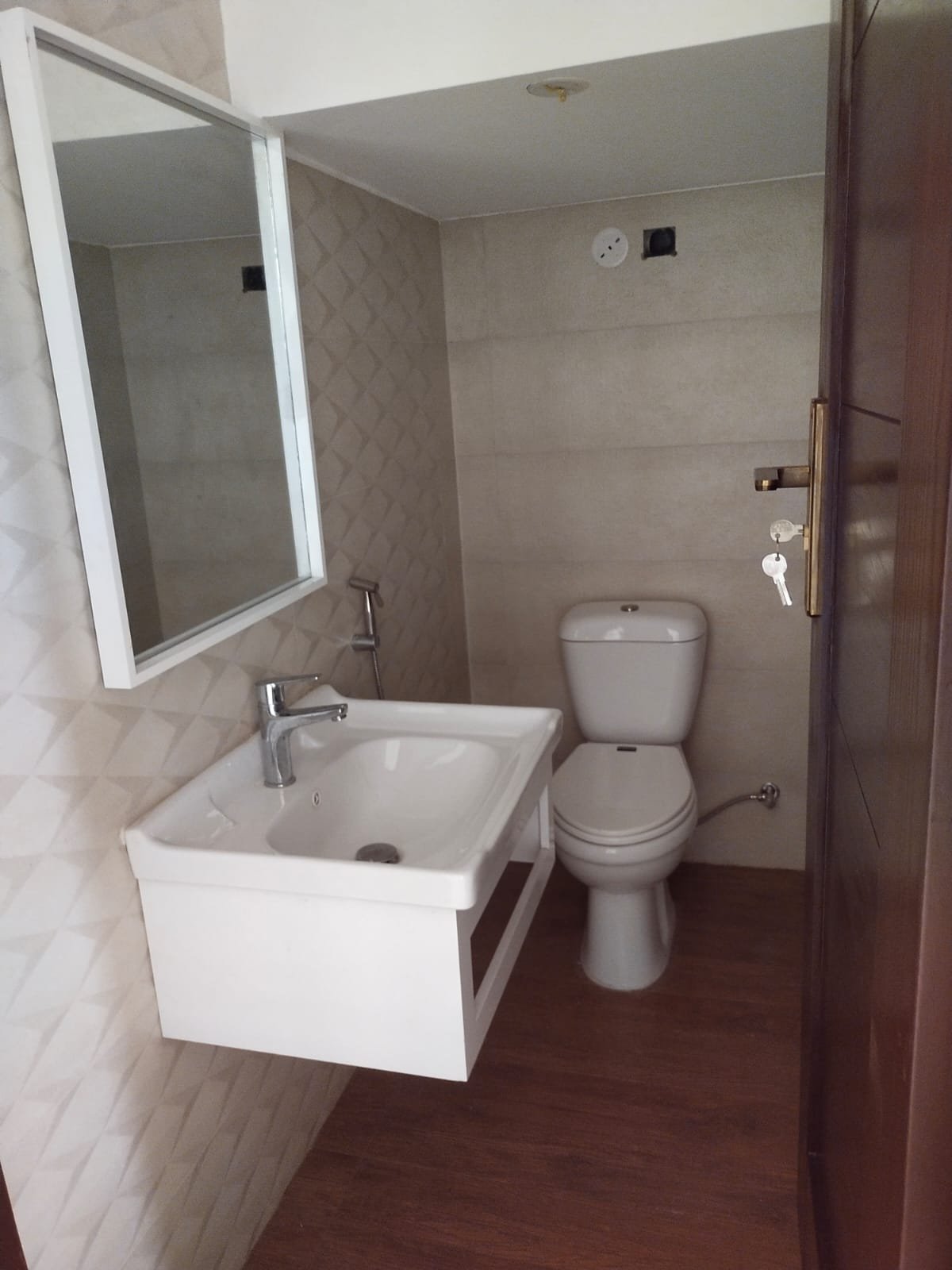 5 Marla Luxury House for Sale in Dream Garden Defence Road Lahore