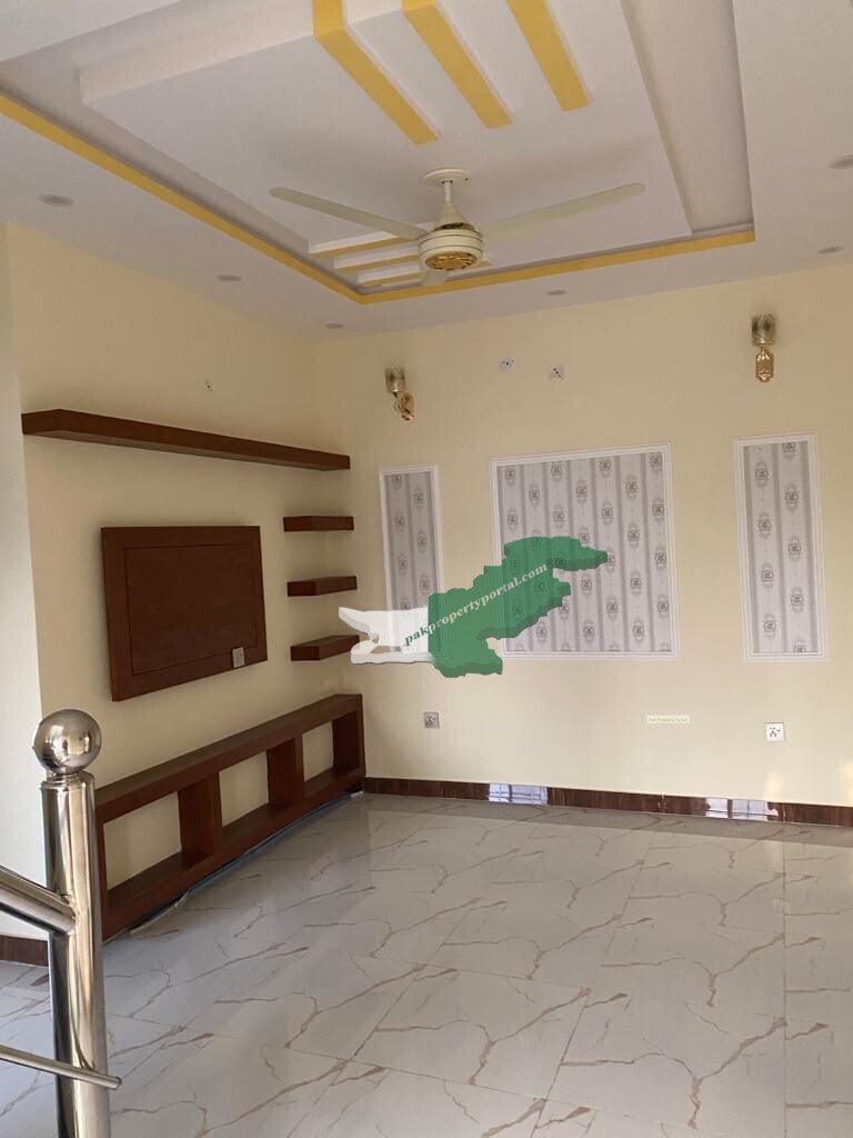 5  marla double story house for sale  in DHA leader Lahore