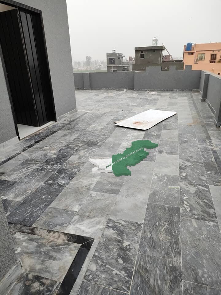 5 Marla brand new house available for sale in Park View city Lahore Opposite DHA eme