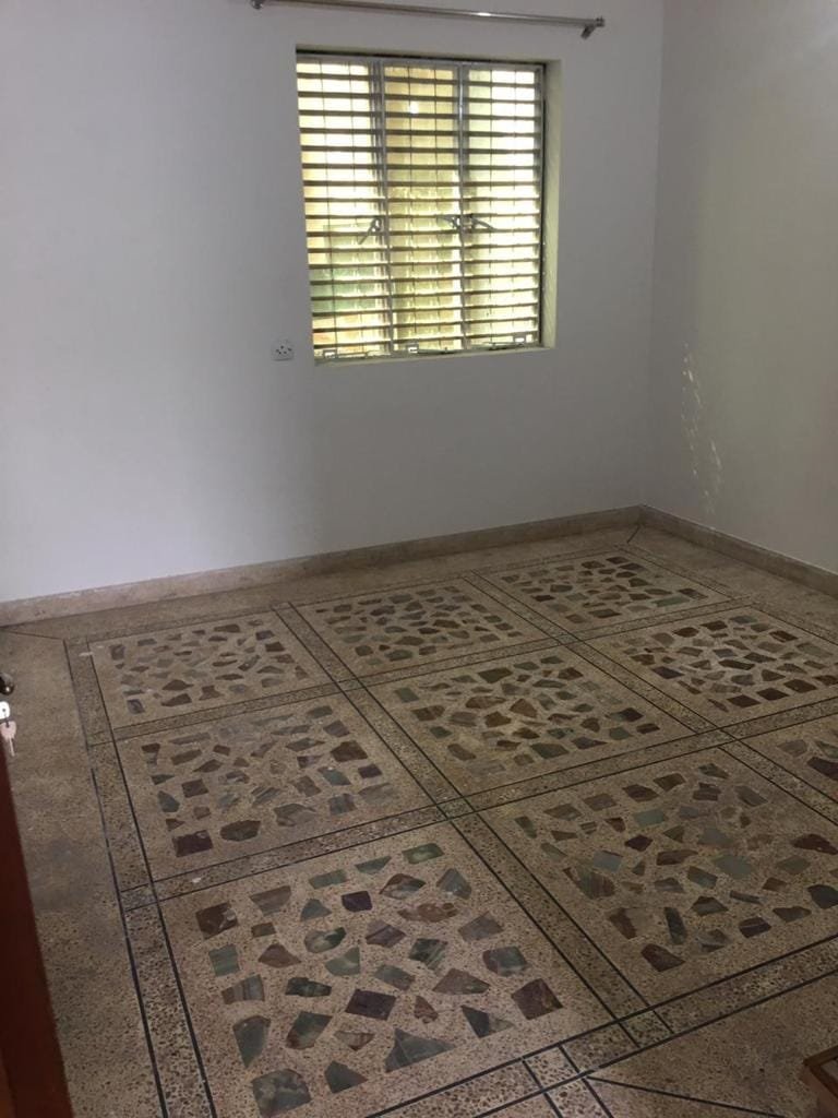 10 Marla Upper Portion is available for Rent in Faisal Town Lahore