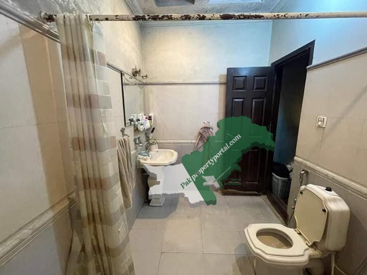 12 Marla House For Rent located At Johar Town Lahore