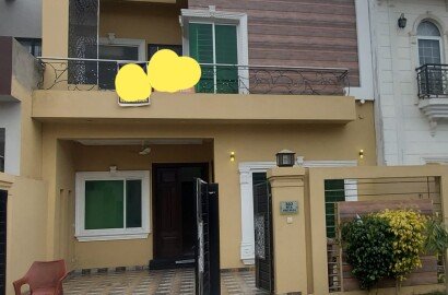 7 Marla Brand new house For sale Lake City Lahore