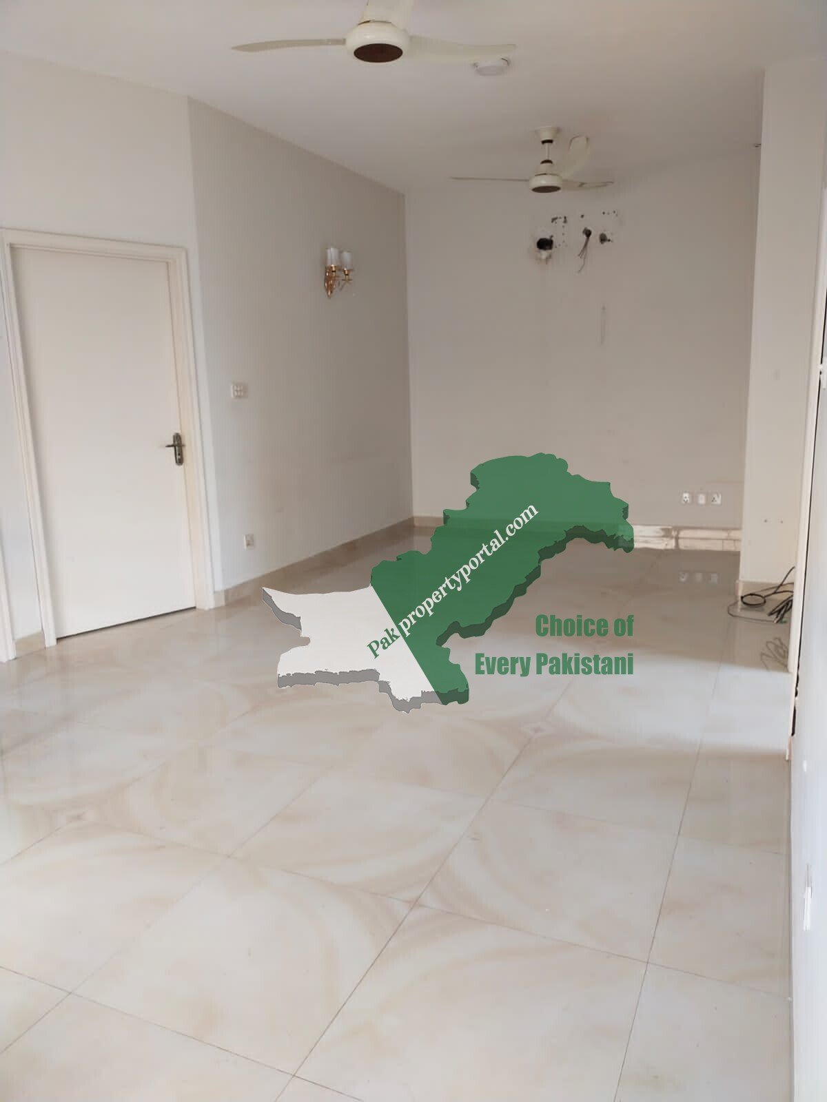 6 Marla upper portion for rent in Dream Gardens Lahore