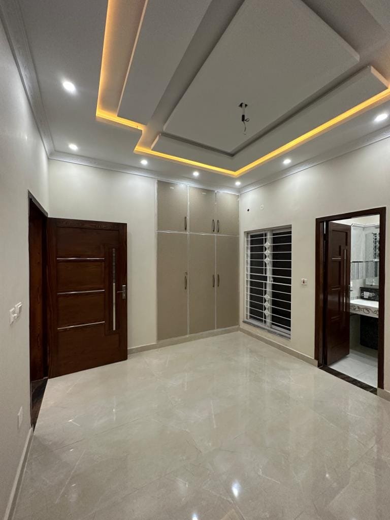 5 Marla New House for Sale in Dream Garden Lahore