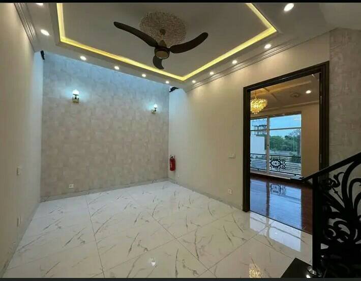 5 Marla ultra luxury house for sale in DHA Lahore