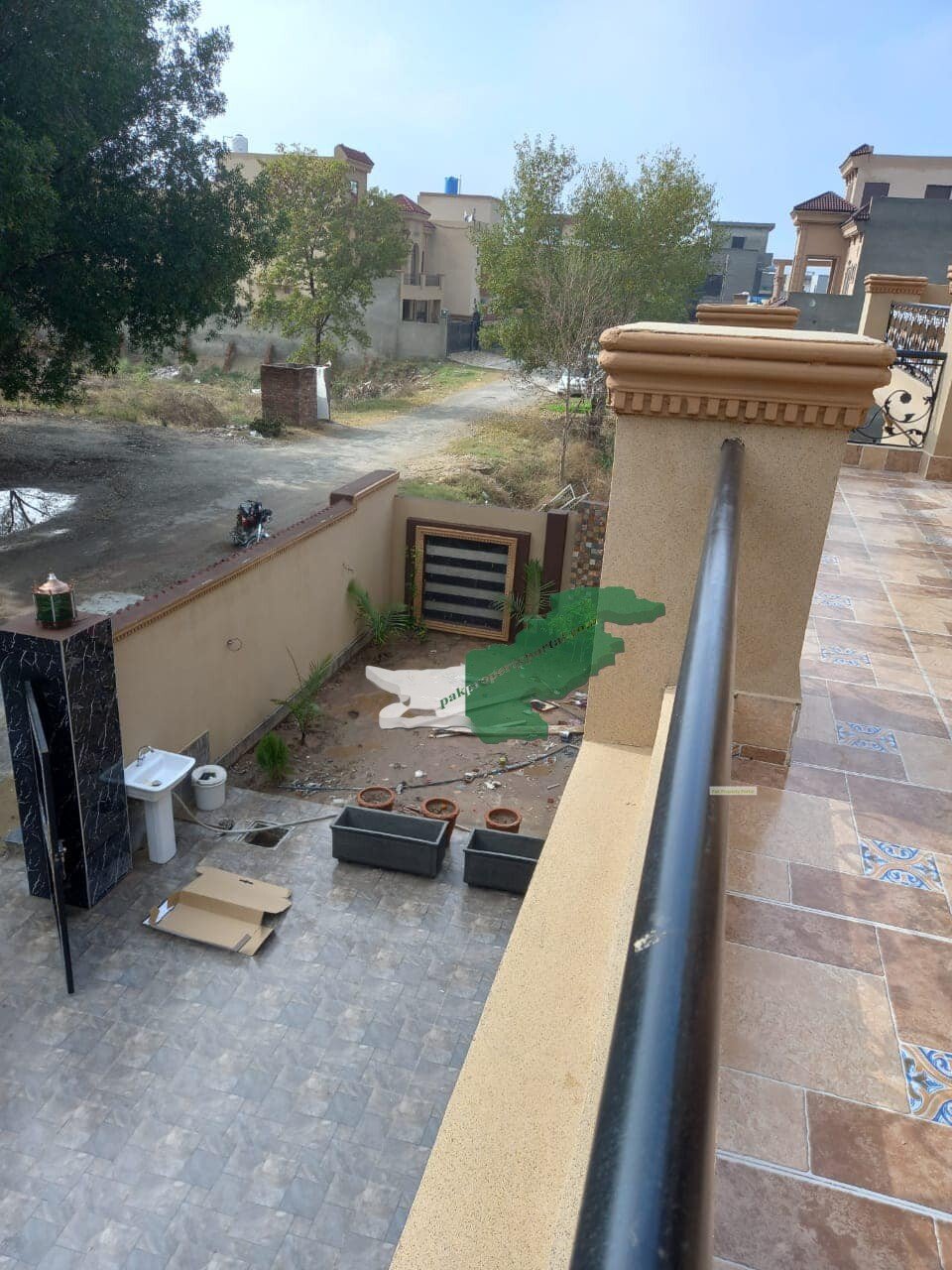 1-kanal House For Sale In Nashman E Iqbal ll Lahore