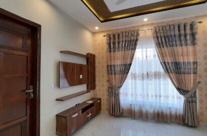 10 Marla House For Sale in Tariq Gardens Lahore