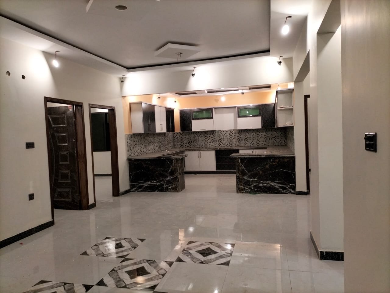 240 square yard house for sale in Gulistan e Johar Karachi