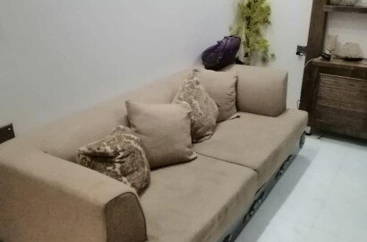 10 Marla beautiful Used House For Sale in Park view city in Lahore